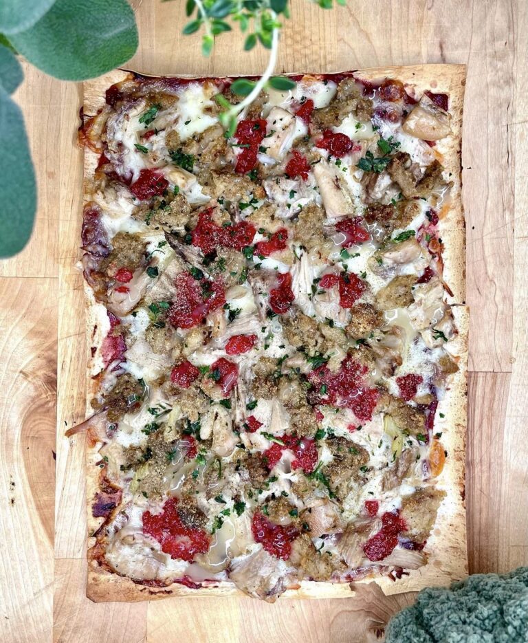 Thanksgiving Leftovers Pizza