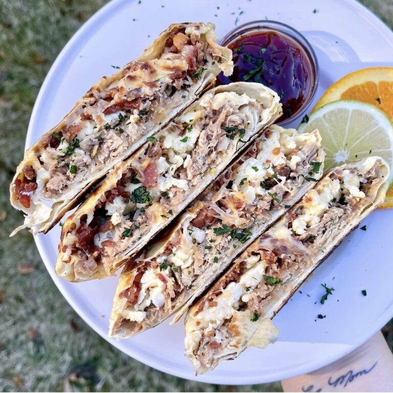 Pulled Pork Breakfast Crunchwrap