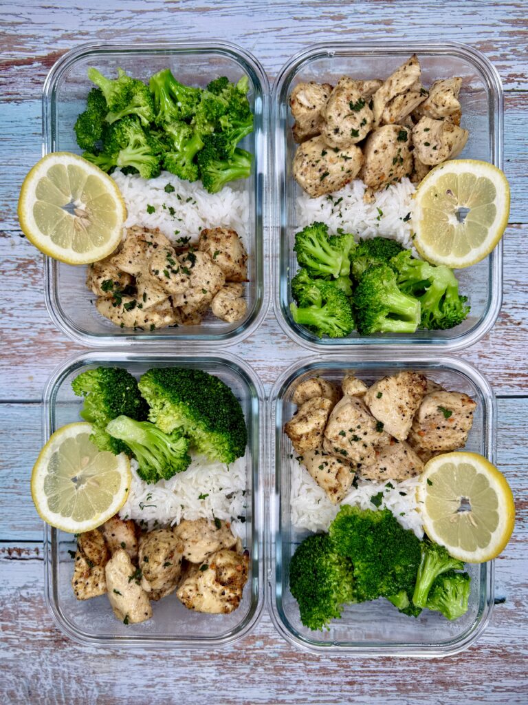 Lemon Pepper Chicken Meal Prep Bowls (Easy, High Protein)